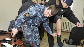 Что подразумевается под домашним арестом? в Медиа Маркт